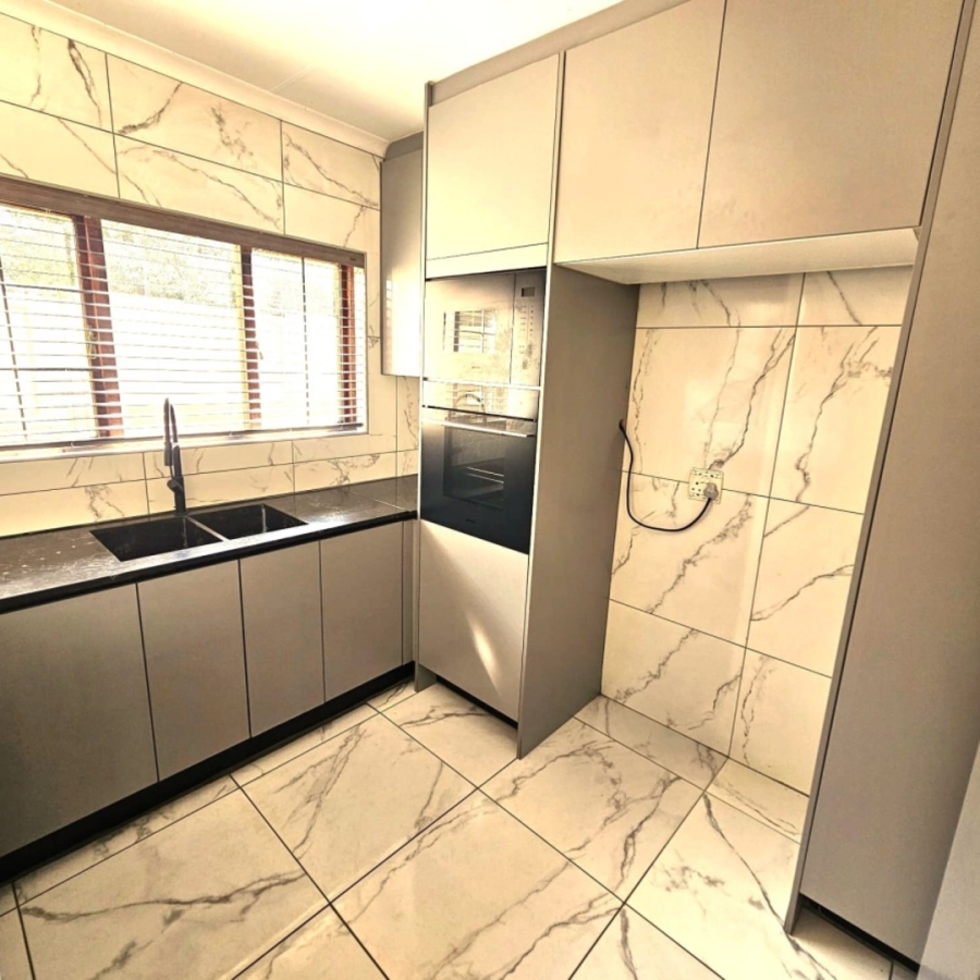 To Let 3 Bedroom Property for Rent in Safari Gardens North West